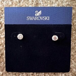 Swarovski solitaire crystal stud earrings
